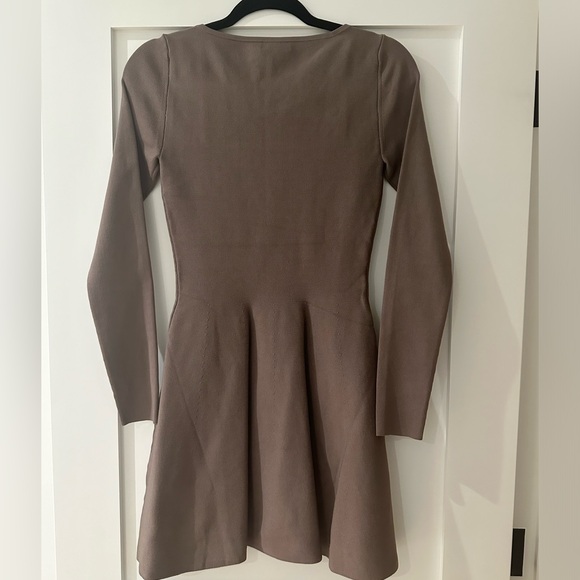 NWT Babaton Sculpt Knit Applause Dress in Deep Taupe - Picture 4 of 7